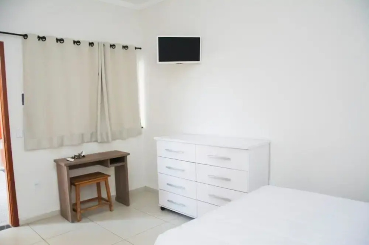 Leati's Hotel