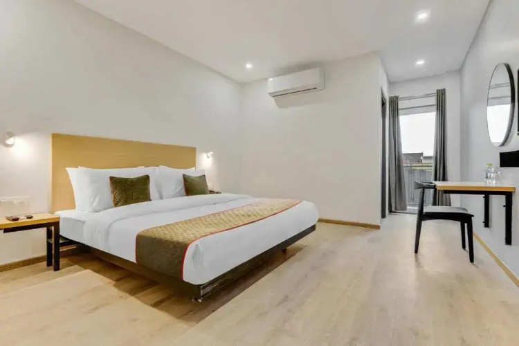 OYO Townhouse 204 Sector 49