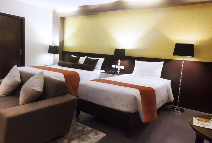 Grace Crown Hotel