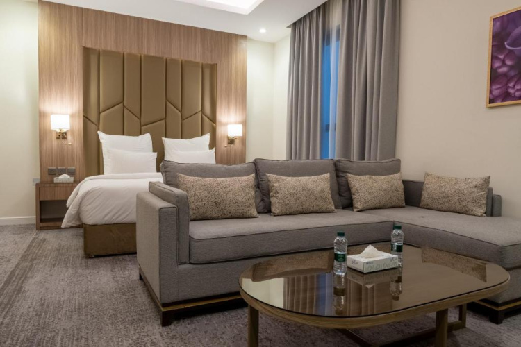 Tura Hotel AlNuzha