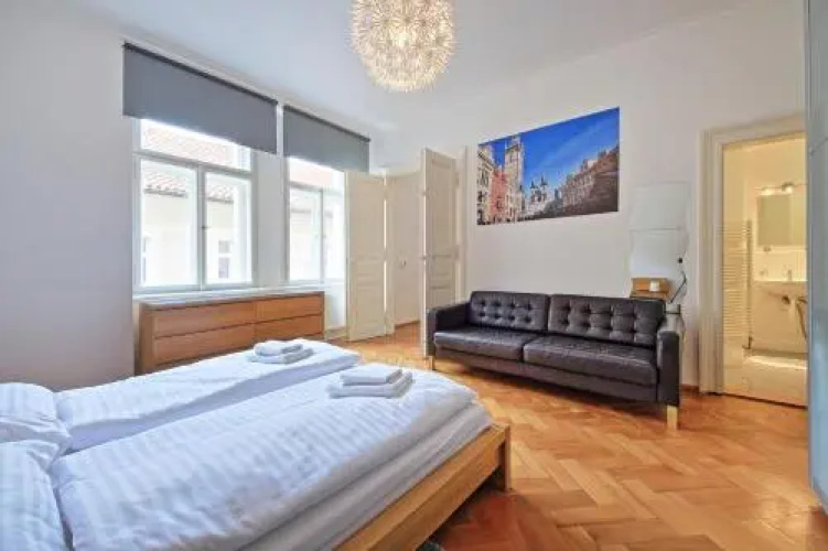 Vincent Apartment