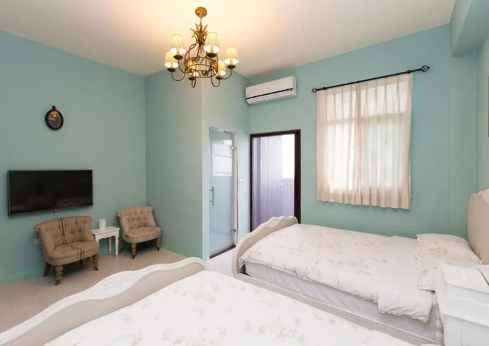 Standard Quadruple room with balcony