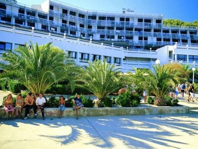 Standard Twin room with sea view