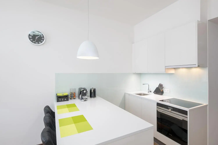 Letna luxury apartment