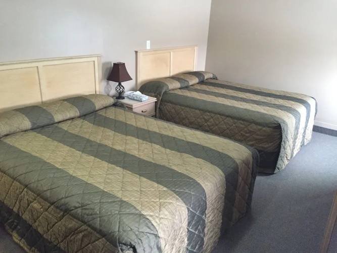 Kings Hotel & Motel