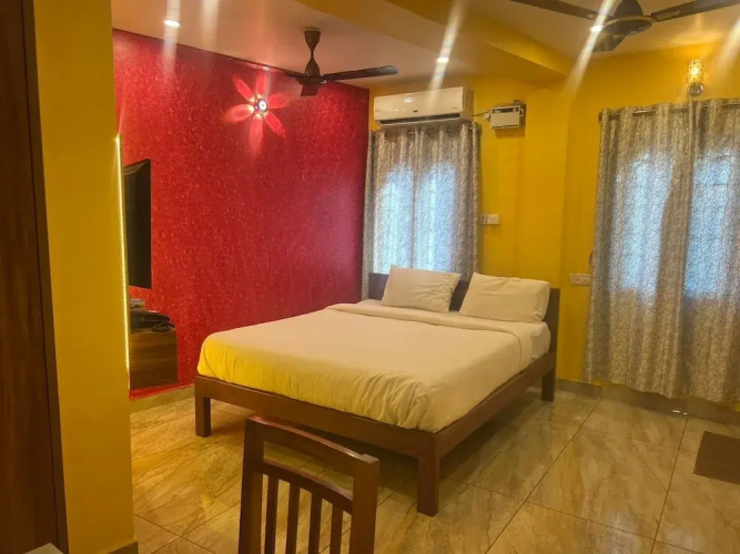 White Yellow Residency