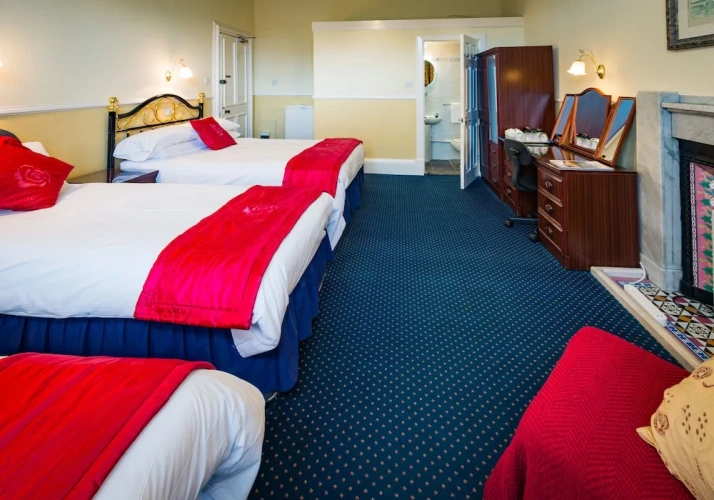 Superior Triple room