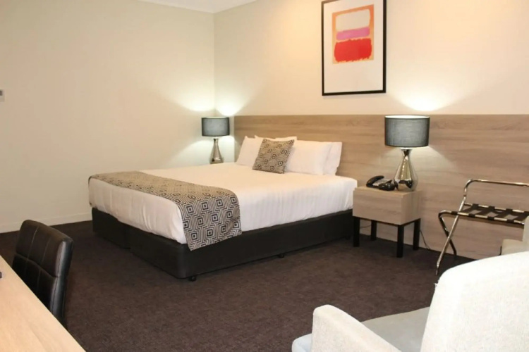 Dingley Hotel