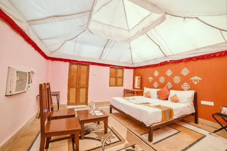Sam Resort and Camp