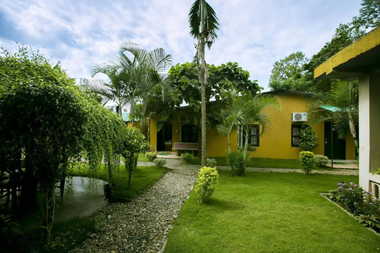 Sauraha Nana Hotel