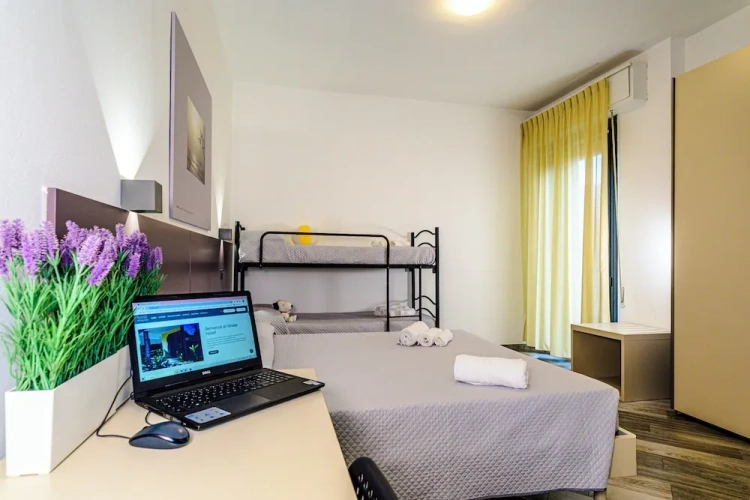 Standard Quadruple room with balcony