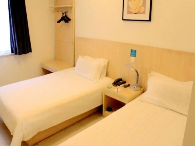 Standard Twin room with view