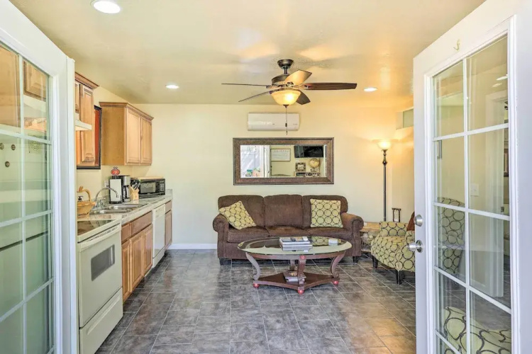 Phoenix Vacation Rental: 2 Mi to Downtown