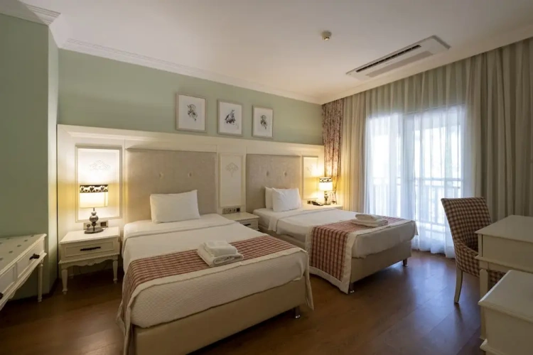 Premium Quadruple room