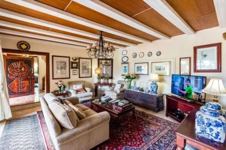 Palm Lodge