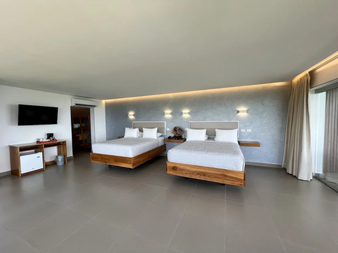 La Mariposa Hotel