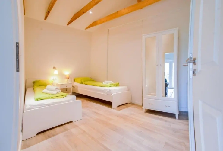 Twin Apartment with garden view