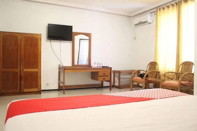 OYO 1333 Wisata Hotel