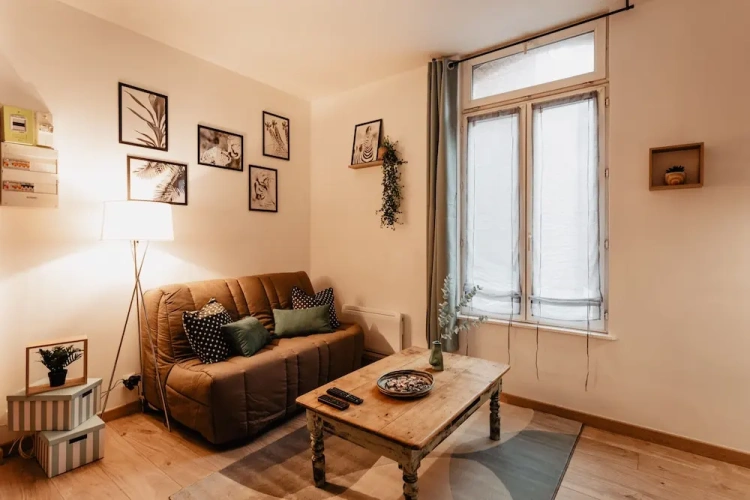 Apt 101 Studio