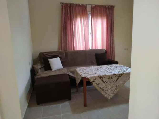 3 Bedrooms Cottage