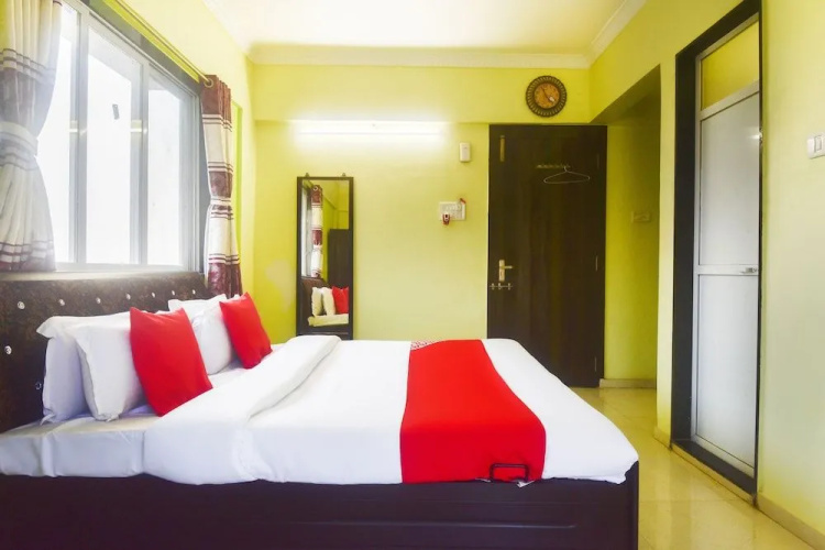 Oyo 62456 Dream Palace