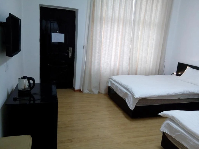 Peaceful Hotel