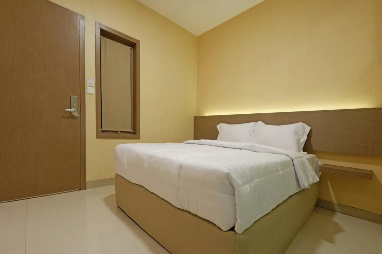 RedDoorz Plus near Java Mall Semarang