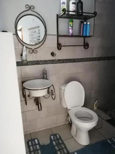 Khaya la Manzi