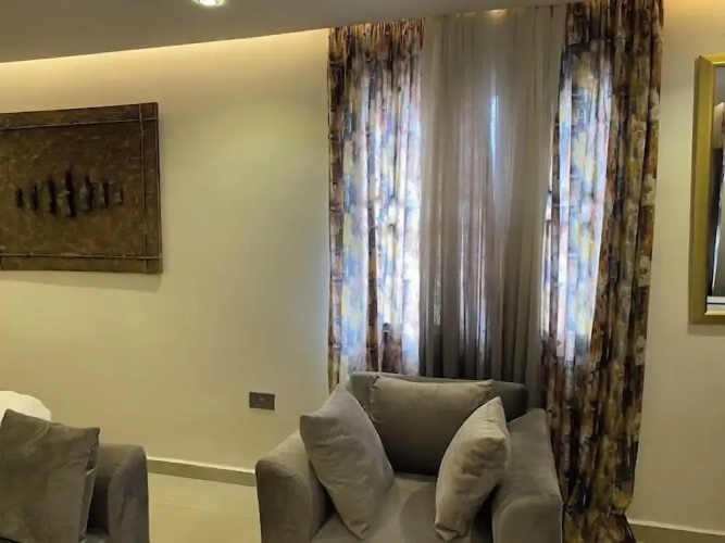 Vichi Gates Hotel