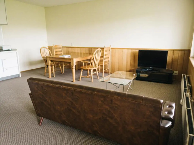 Yotei Townhouse - 2 bedrooms with covered BBQ deck