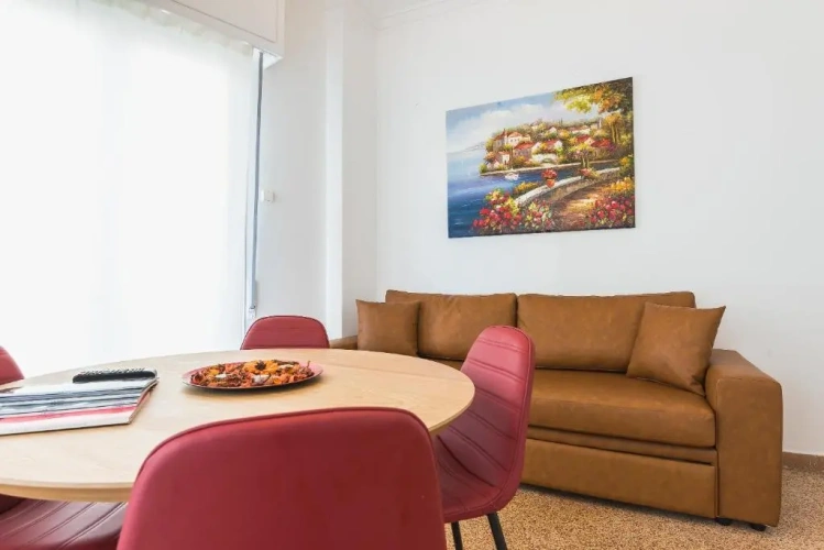 Deluxe Apartment