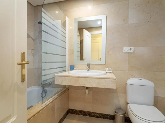 2147-Beautiful 2 bedrooms with sea view