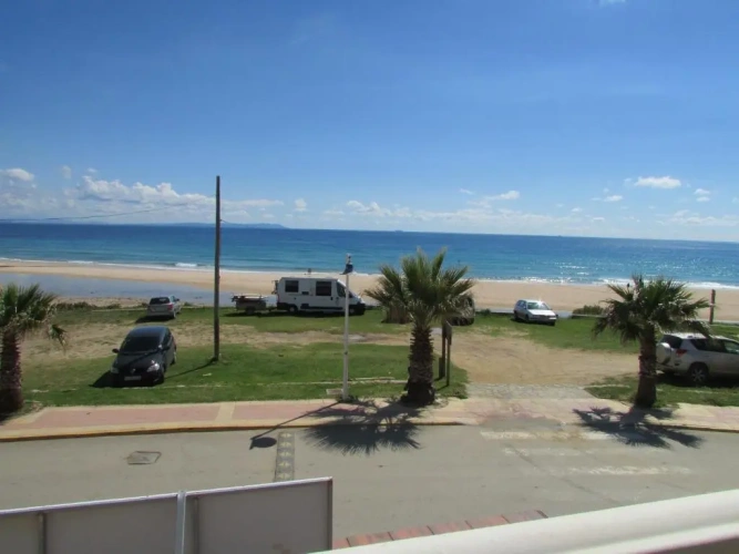 Apartment with sea view