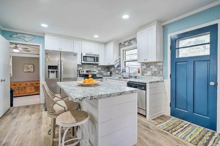 3 Bedrooms Cottage