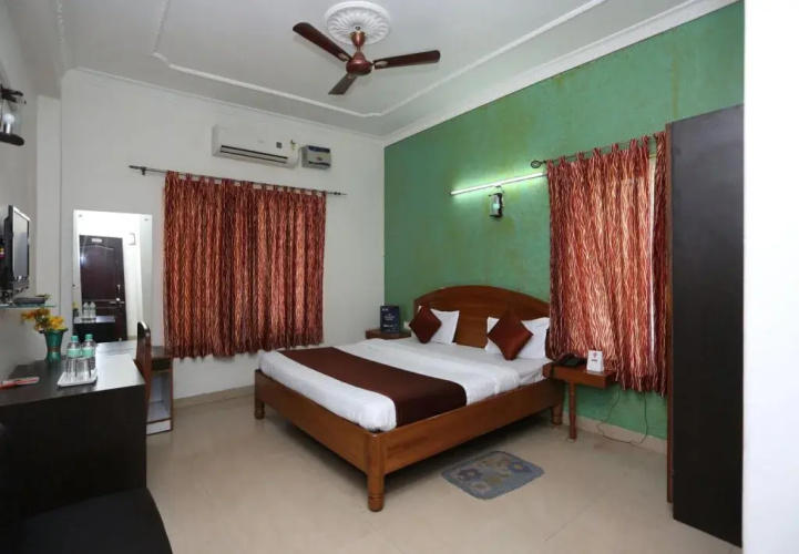 Hotel Daaven by OYO Rooms
