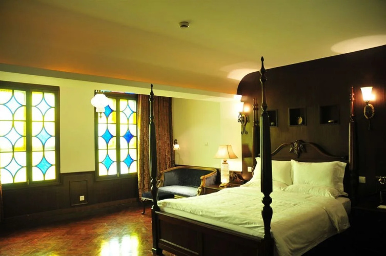 Chillon Castle Hotel