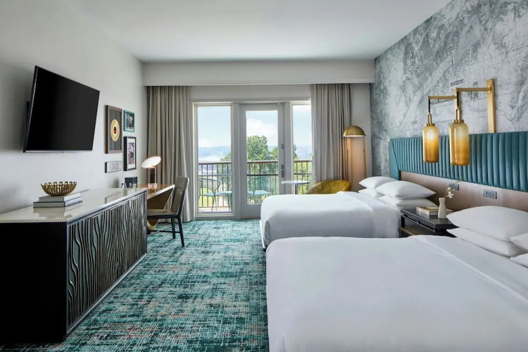 Renaissance Shoals Resort and Spa