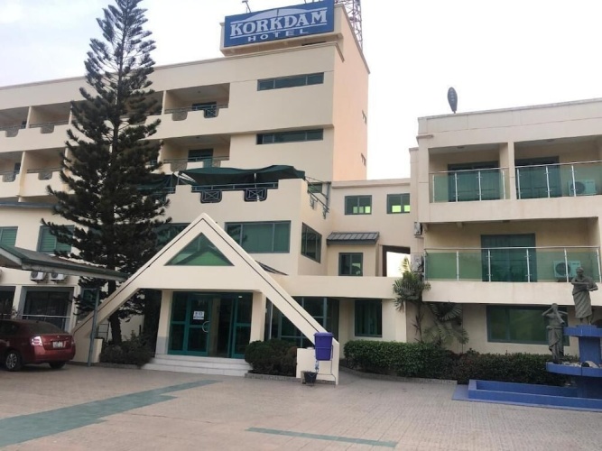 Korkdam Hotel - Akra