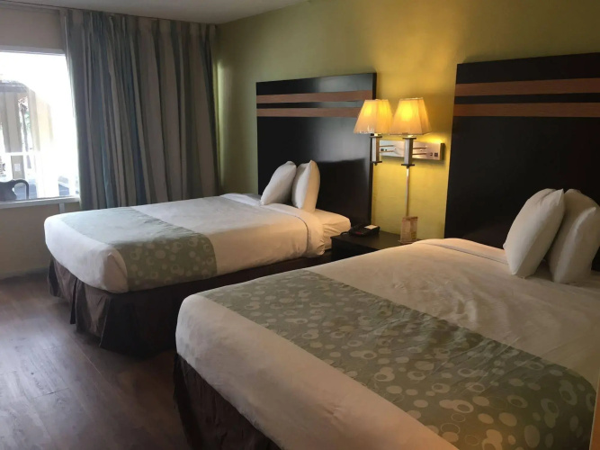 Blu Atlantic Oceanfront Hotel & Suites