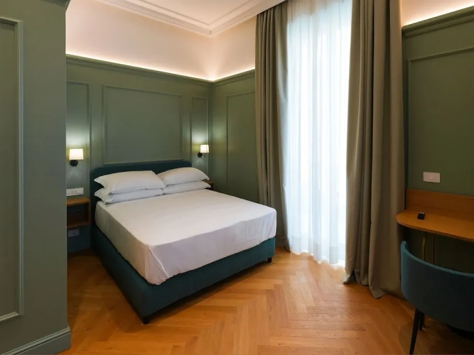 Deluxe Double room with balcony and with garden view