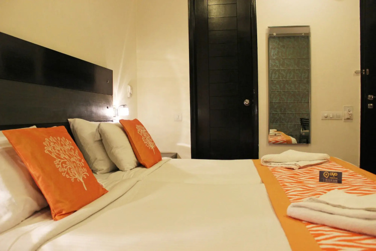 Hotel Camria by OYO Rooms