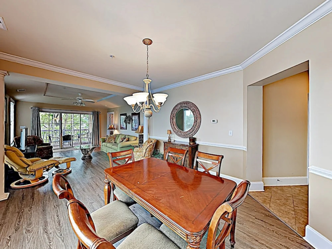 Updated Edgewater By Golfing & Waterway 4 Bedroom Condo