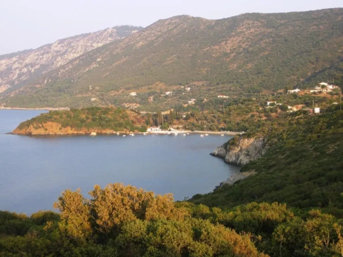 2 Bedrooms Villa