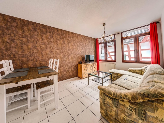 Apartment with garden view