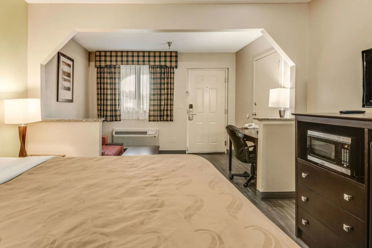 Quality Inn & Suites Dublin