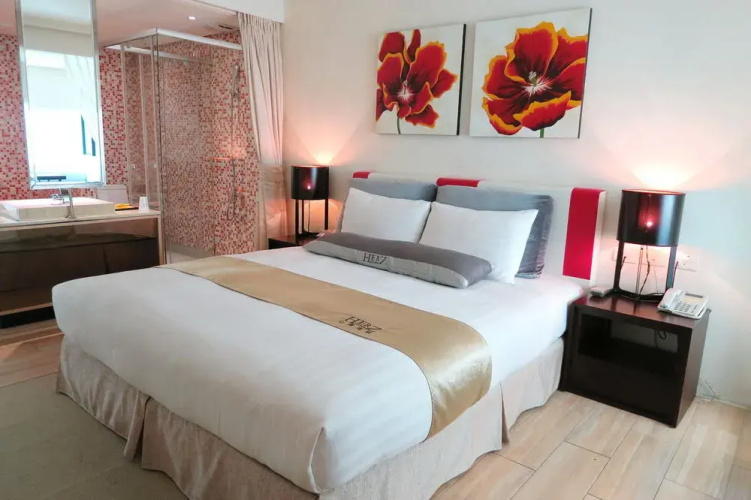 Herz Hotel