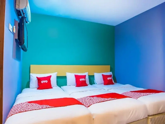 Standard Triple room