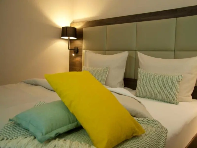 Deluxe Double room with garden view