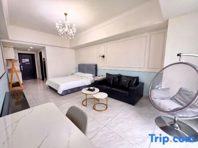 Standard Double room with city view