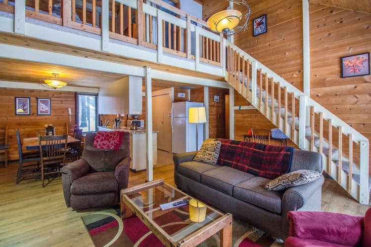 Cluster Cabin 12